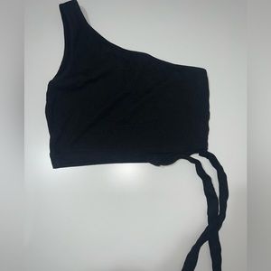 Garage one shoulder black crop top w ties